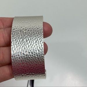 Universal Thread silver tone bracelet New